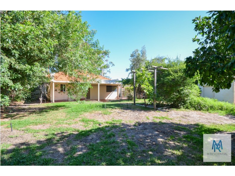 20 Bourke Street, Kensington WA 6151