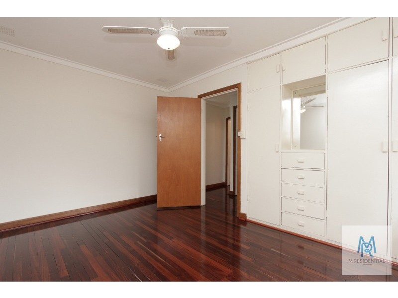 6 Rankin Way, Booragoon WA 6154