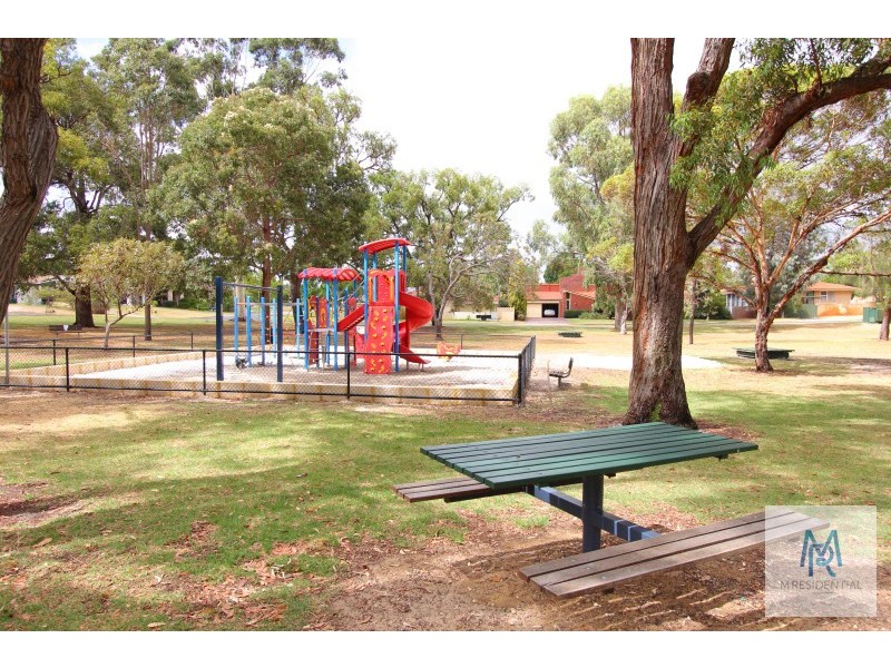 6 Rankin Way, Booragoon WA 6154