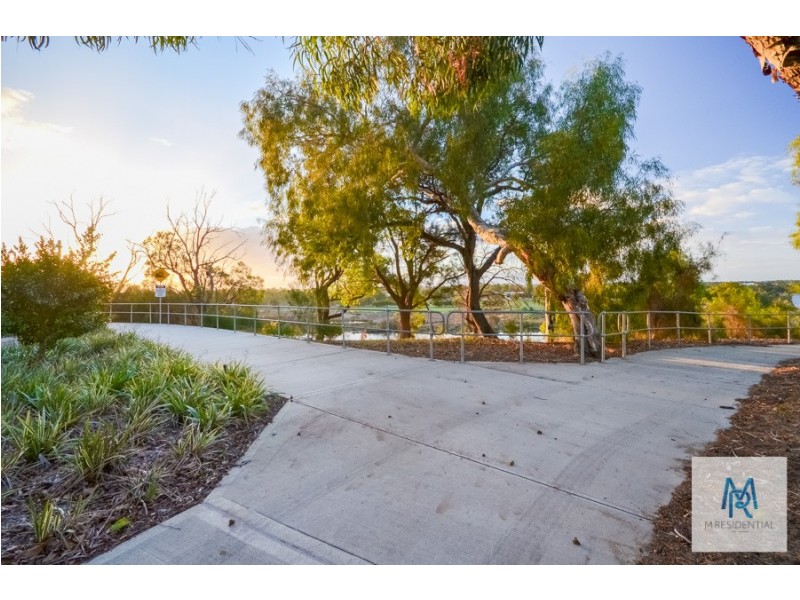 46/11 Tanunda Drive, Rivervale WA 6103