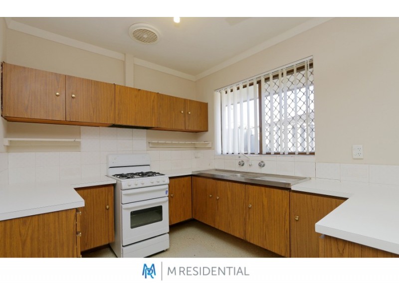 82 Hilton Crescent, Maddington WA 6109