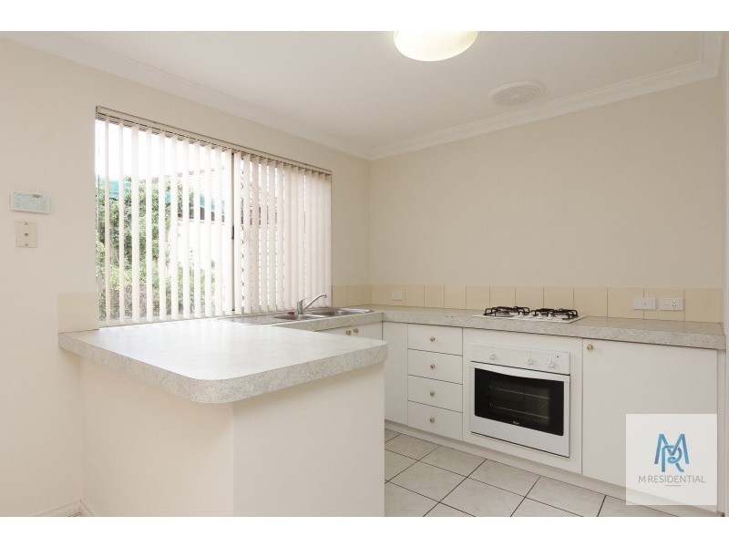 6/6 Ayer Road, Queens Park WA 6107