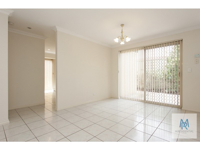 6/6 Ayer Road, Queens Park WA 6107