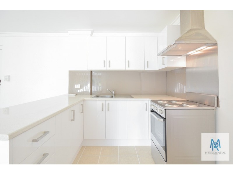 16/1 Clydesdale Street, Como WA 6152