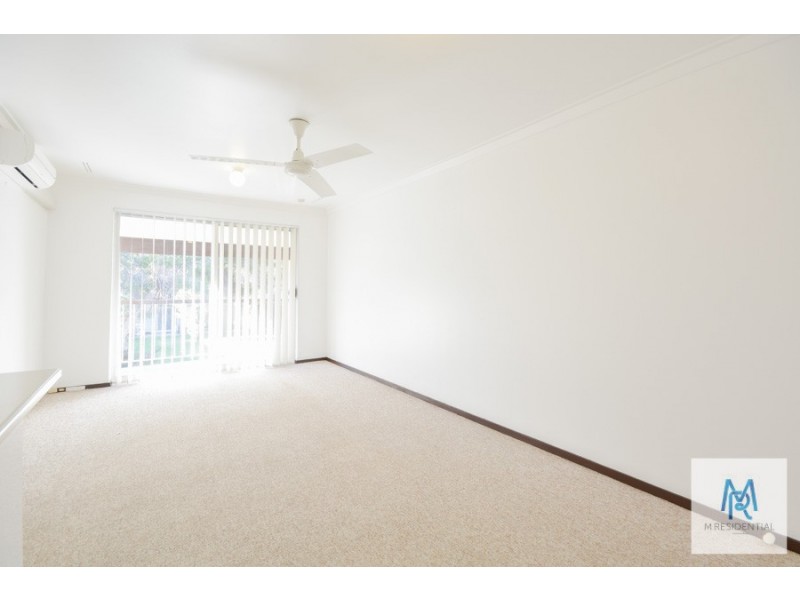 16/1 Clydesdale Street, Como WA 6152