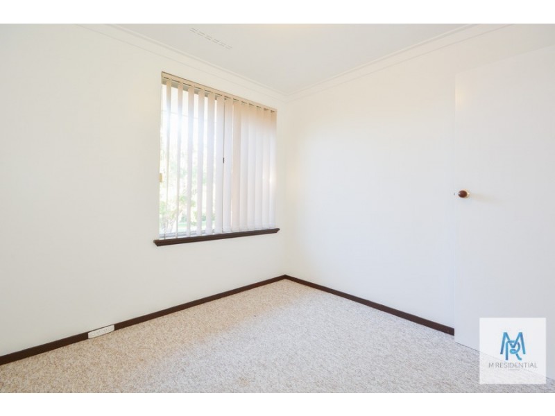 16/1 Clydesdale Street, Como WA 6152