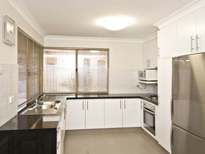 19 Cashel Way, Waterford WA 6152