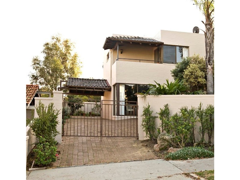 1/20 Ednah Street, Como WA 6152