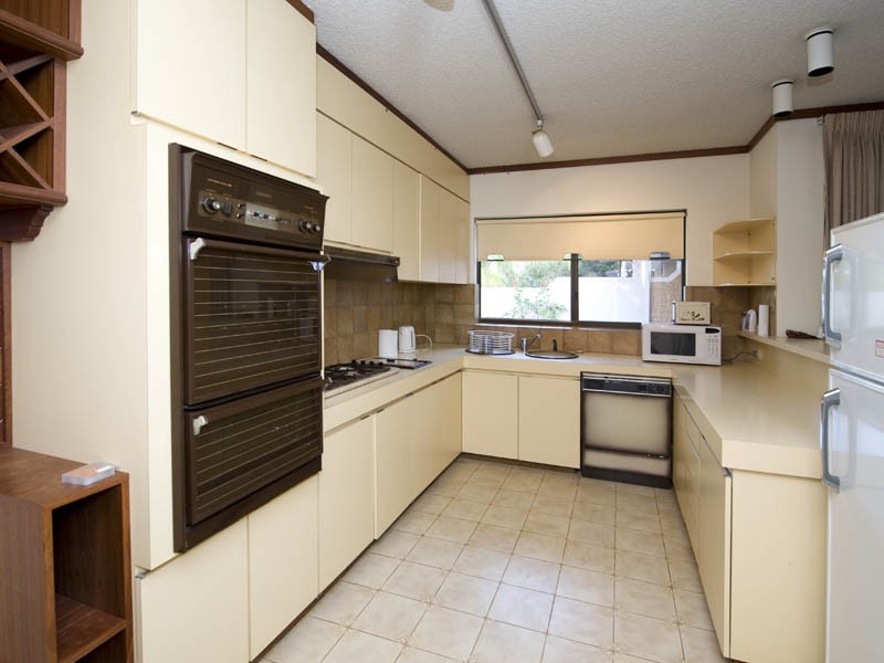 1/20 Ednah Street, Como WA 6152