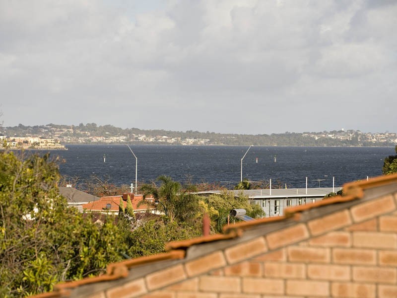 1/20 Ednah Street, Como WA 6152