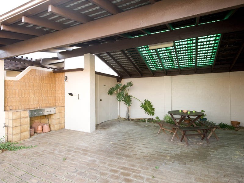 1/20 Ednah Street, Como WA 6152