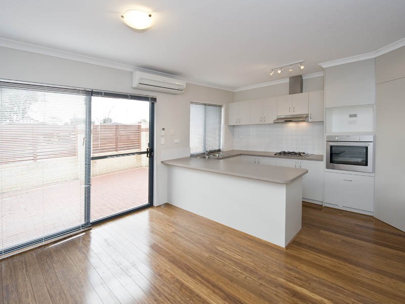 6/82-84 Queen Street, Bentley WA 6102