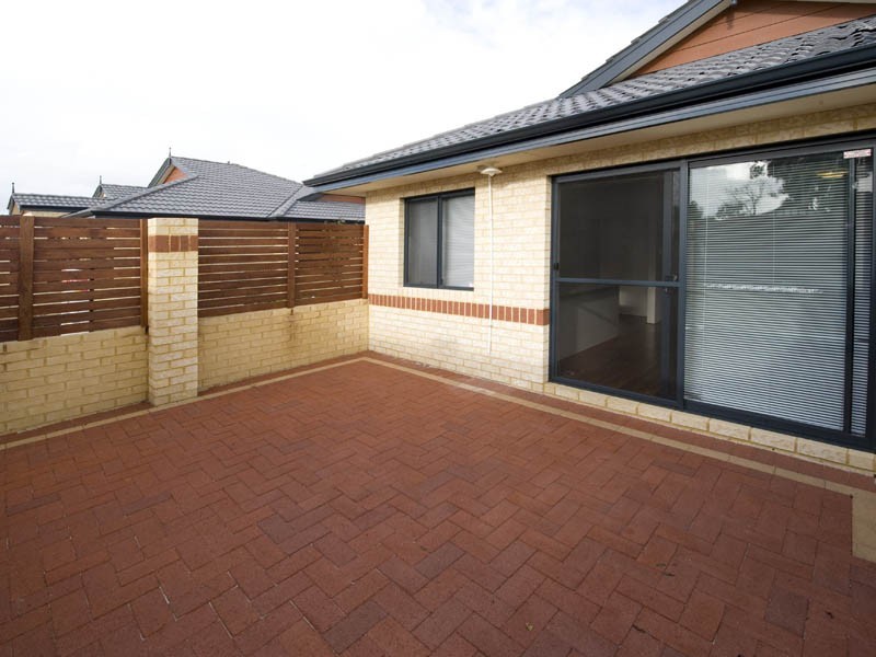 6/82-84 Queen Street, Bentley WA 6102