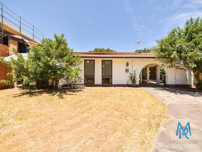 2 Hepburn Way, Booragoon WA 6154