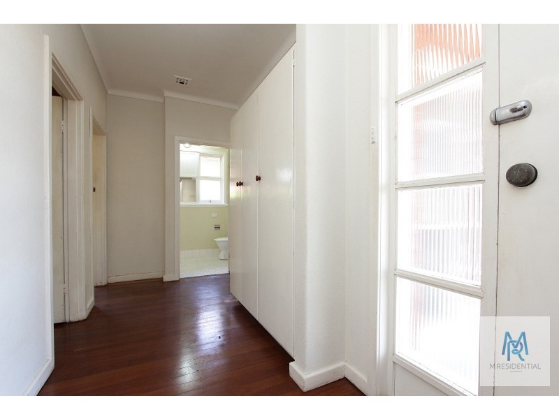 4 McDonald Street, Como WA 6152