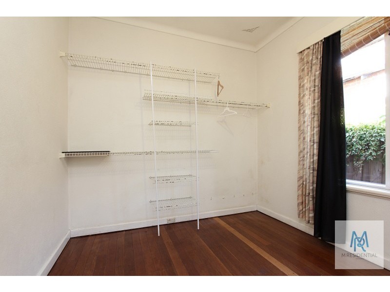 4 McDonald Street, Como WA 6152