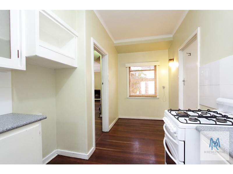 4 McDonald Street, Como WA 6152