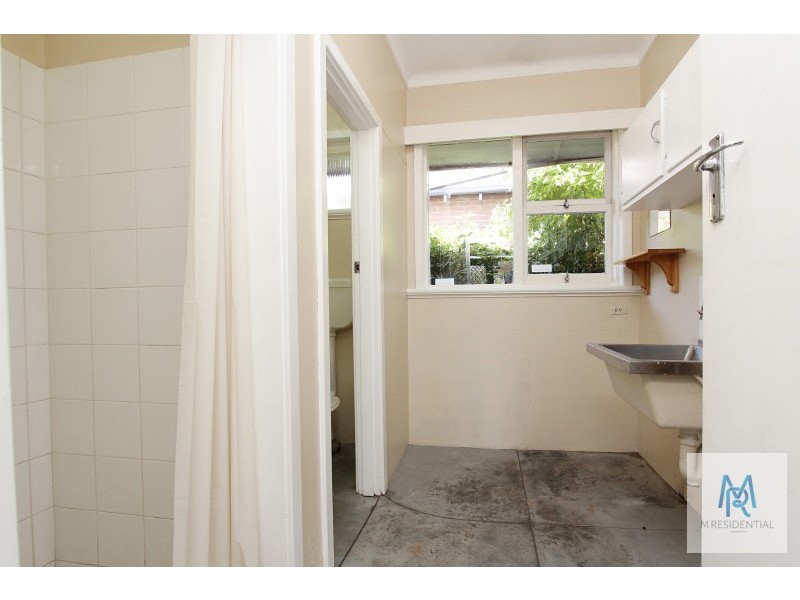 4 McDonald Street, Como WA 6152