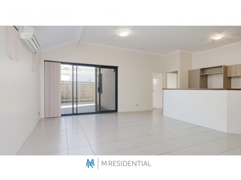 4/291 Flinders Street, Nollamara WA 6061