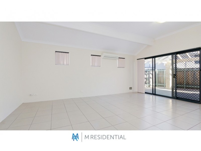 4/291 Flinders Street, Nollamara WA 6061