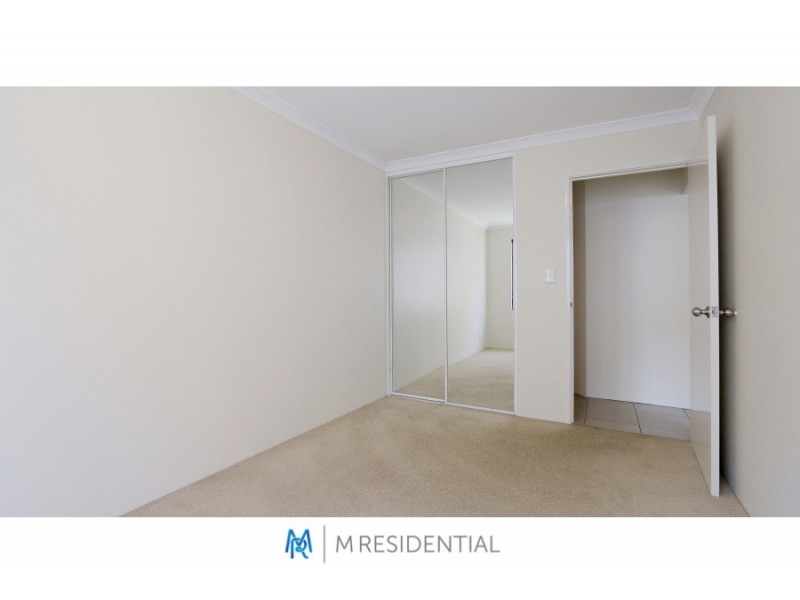 4/291 Flinders Street, Nollamara WA 6061