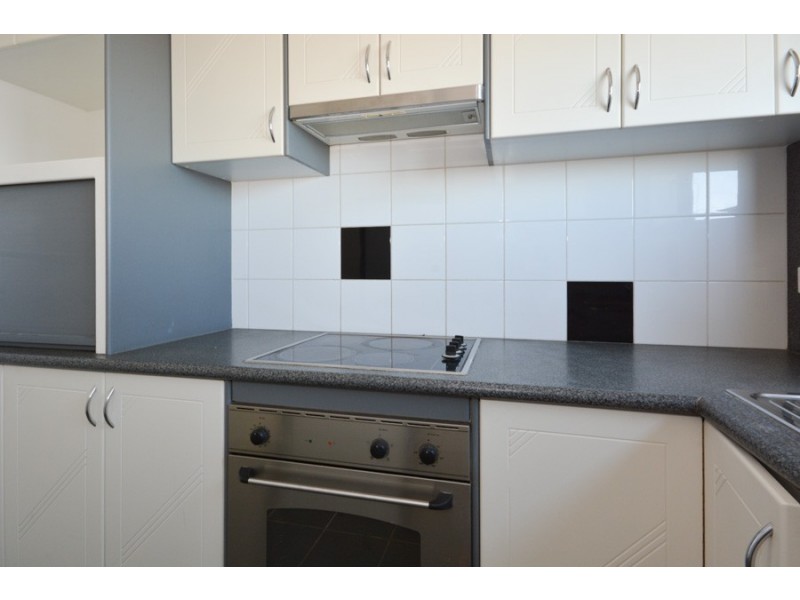 8E/9-11 Parker Street (Windsor Towers), South Perth WA 6151