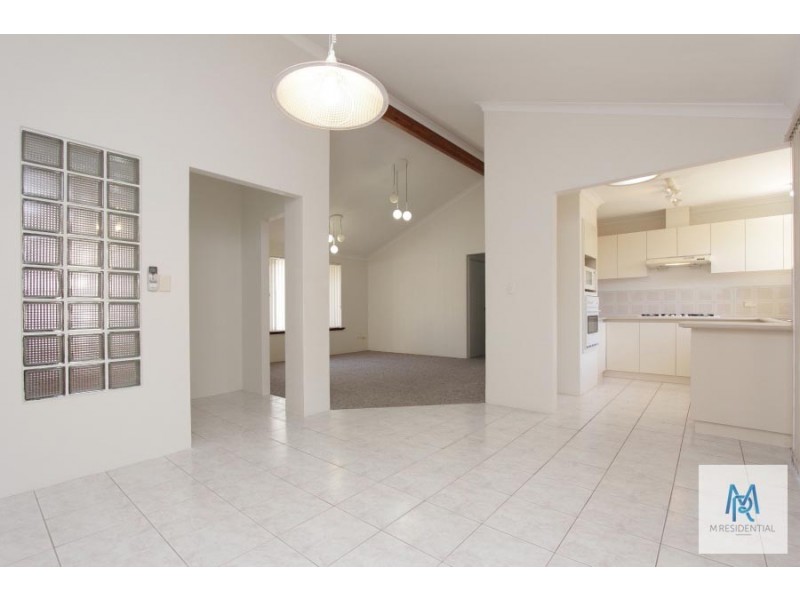 19 Stirk Road, Alfred Cove WA 6154