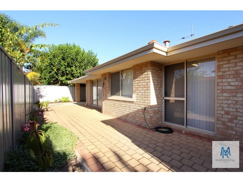 19 Stirk Road, Alfred Cove WA 6154