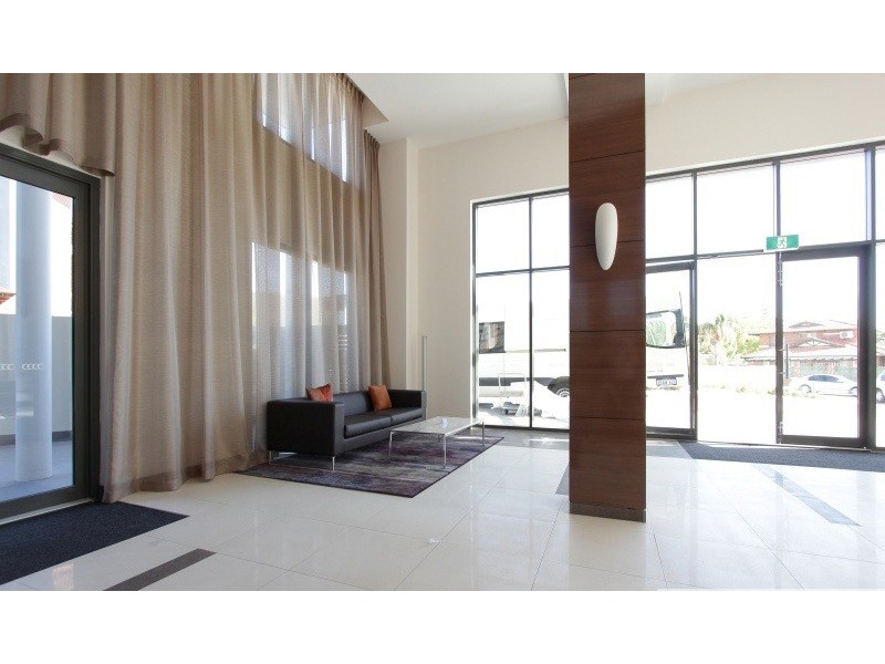 4/8 Hordern Street, Victoria Park WA 6100