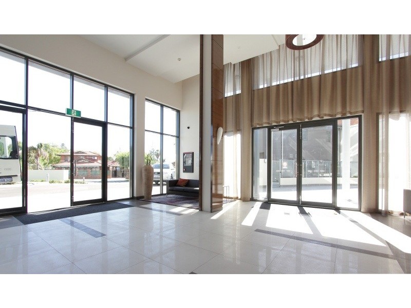 4/8 Hordern Street, Victoria Park WA 6100