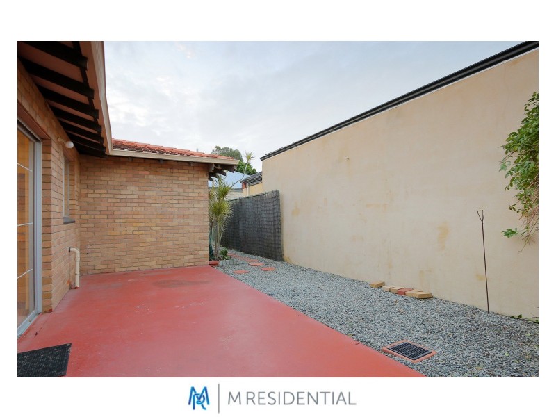 8 Bow Street, Wilson WA 6107