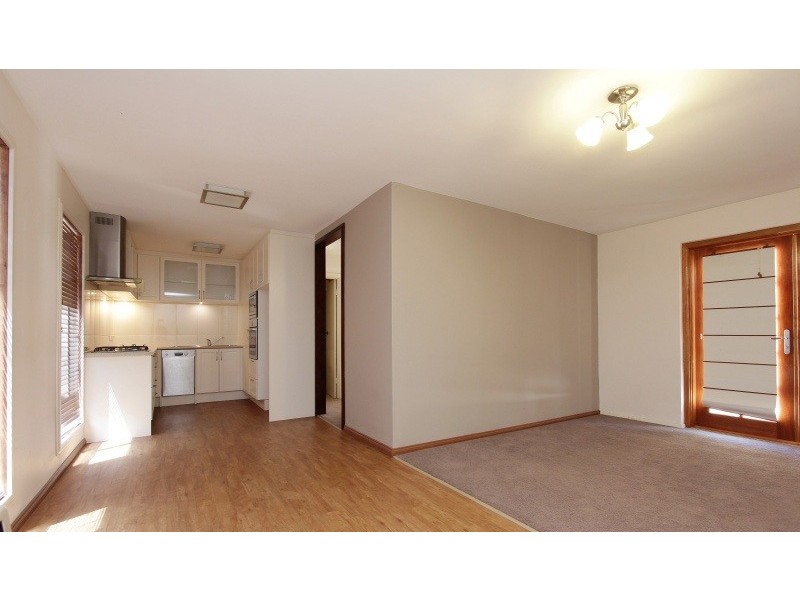 8/189 Coode Street, Como WA 6152