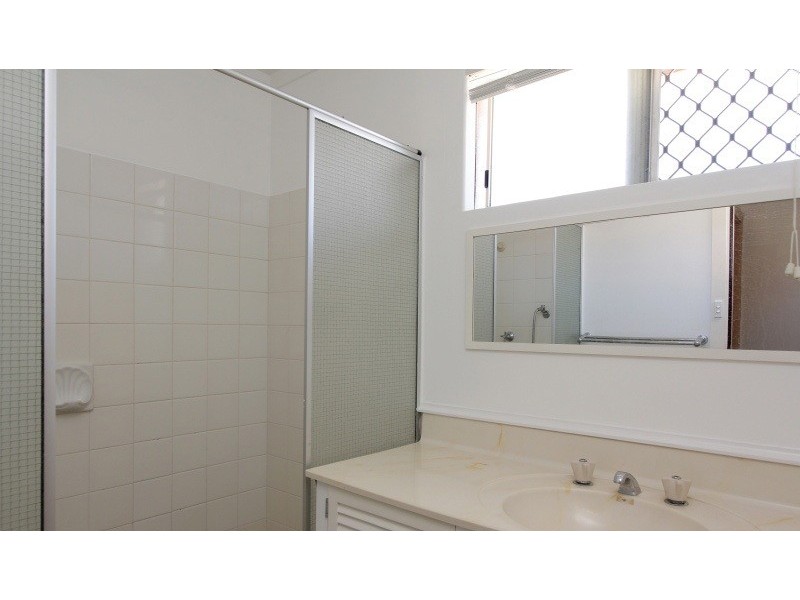 8/189 Coode Street, Como WA 6152