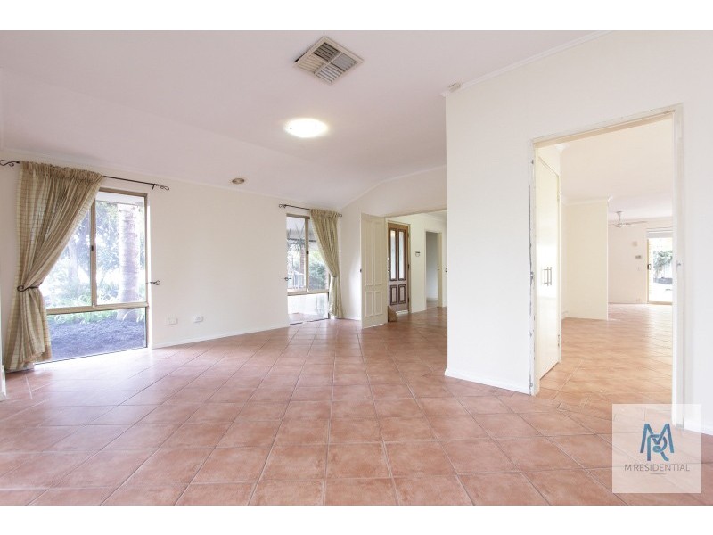 50 Bernier Road, Shelley WA 6148