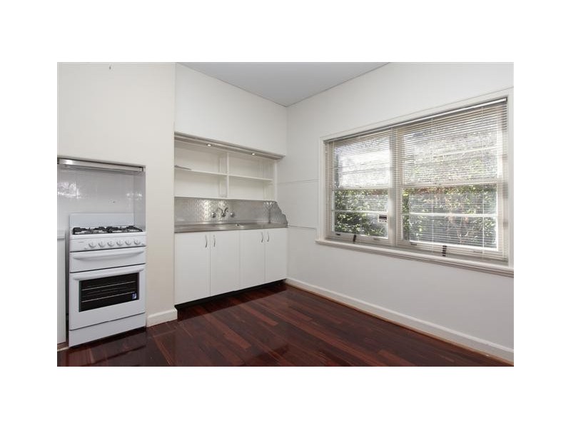 204 South Terrace, Como WA 6152