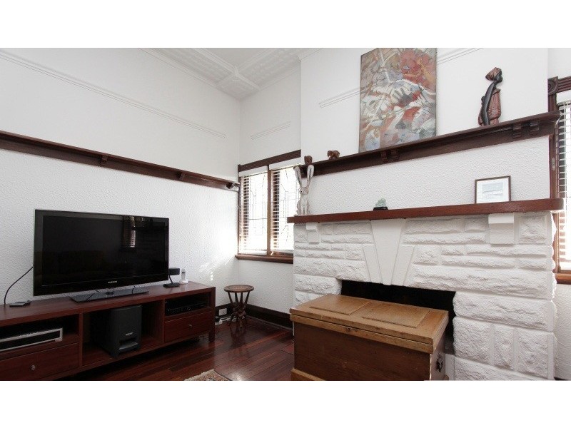 7 Arundel st, Kensington WA 6151