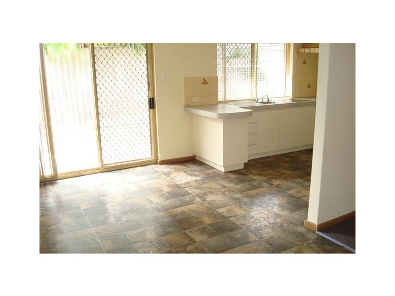 2/96 Star Street, Carlisle WA 6101