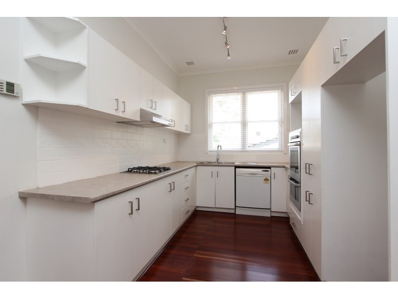 24 Wyndham Street, St James WA 6102