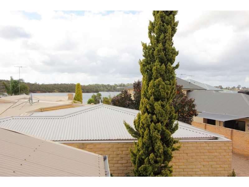 1/79b Riverton Drive West, Rossmoyne WA 6148