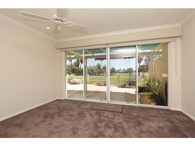 8/2 Douglas Avenue, South Perth WA 6151