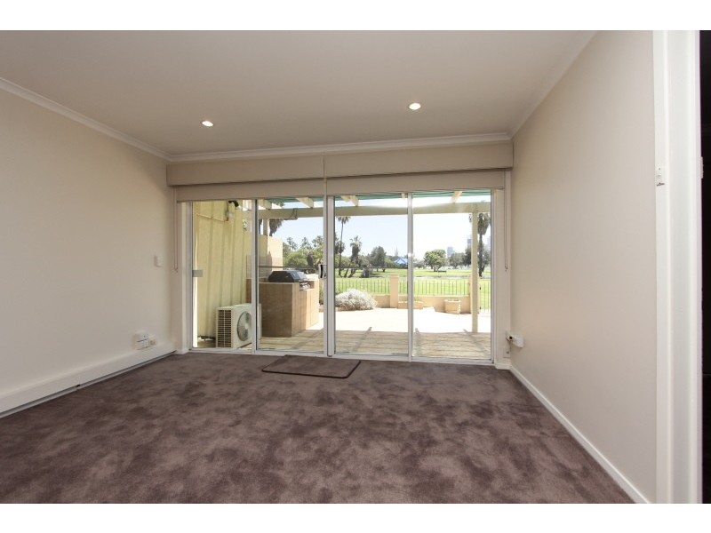 8/2 Douglas Avenue, South Perth WA 6151