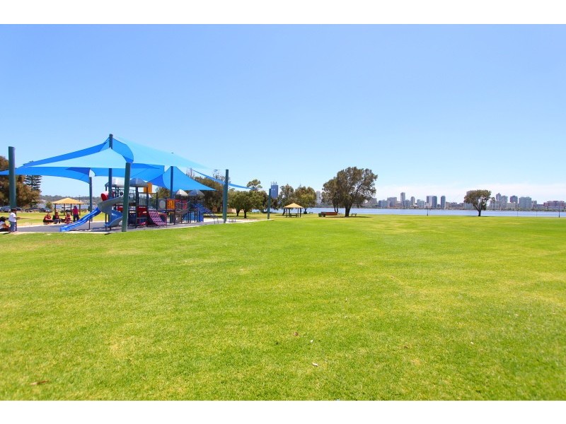 8/2 Douglas Avenue, South Perth WA 6151