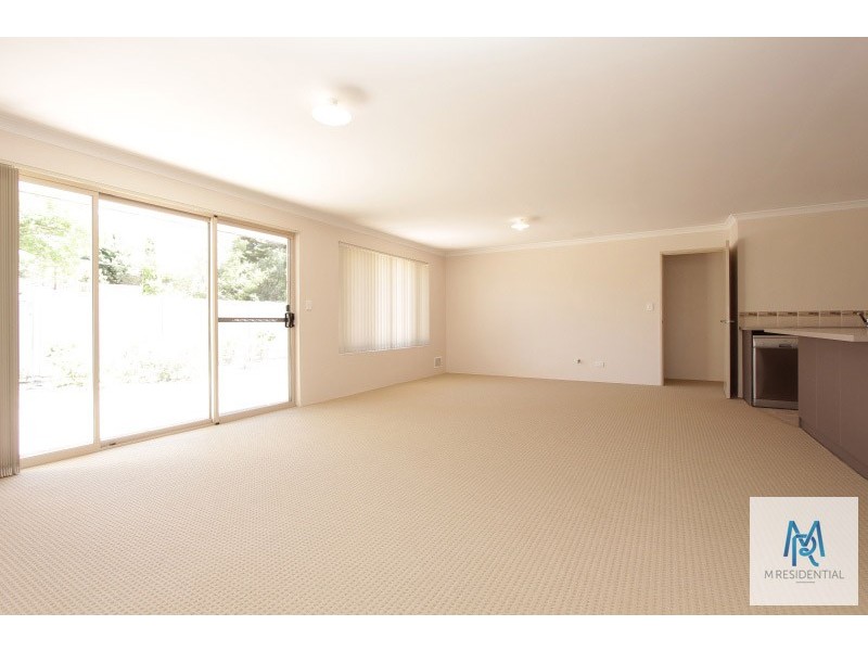 12a Northumberland Road, Forrestfield WA 6058