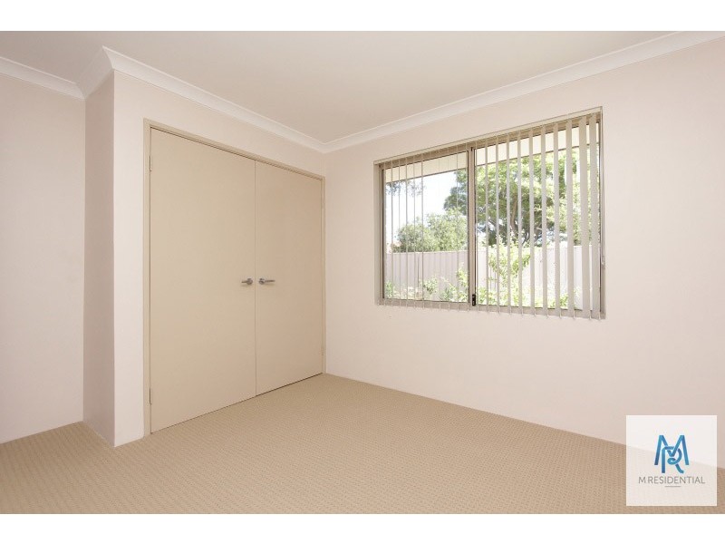 12a Northumberland Road, Forrestfield WA 6058