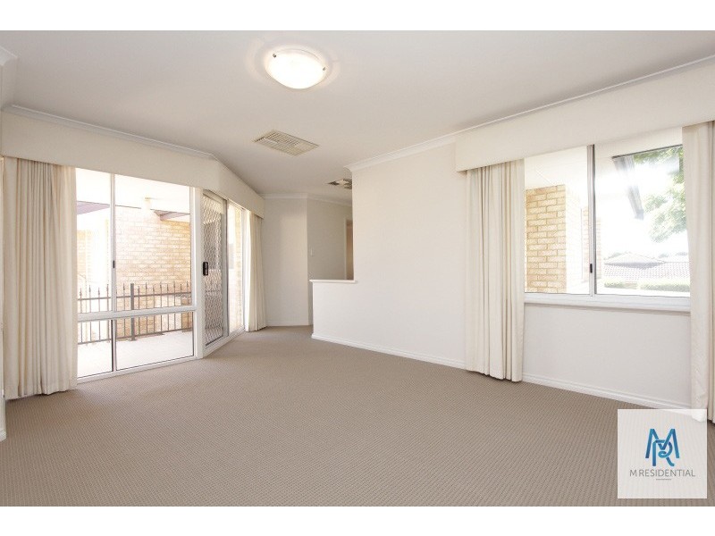 4/4 Gladstone Avenue, South Perth WA 6151