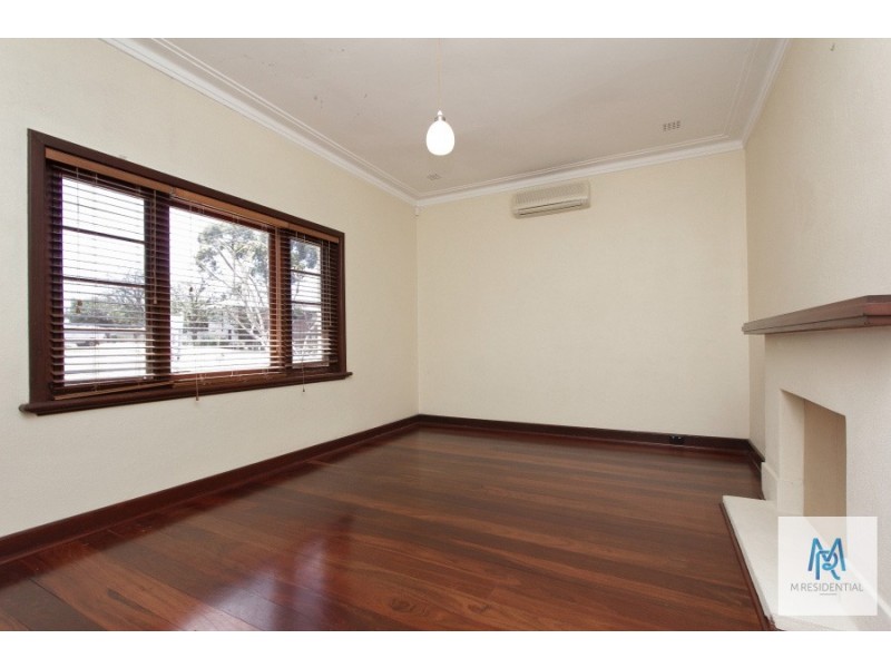 61 Birdwood Avenue, Como WA 6152