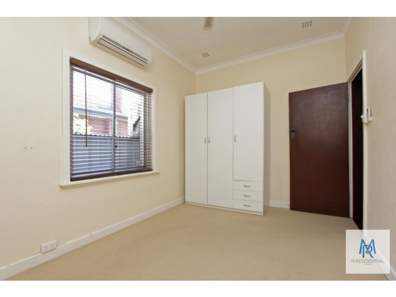 61 Birdwood Avenue, Como WA 6152