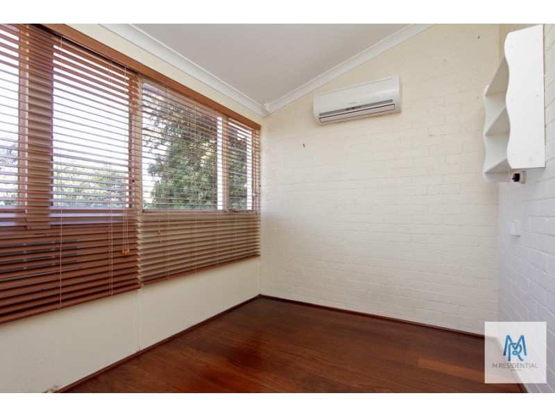 61 Birdwood Avenue, Como WA 6152