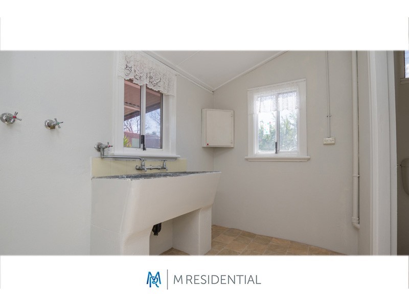 1/23 Strickland Street, South Perth WA 6151