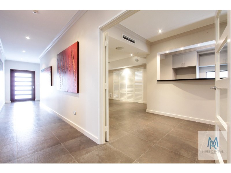 41 Heirisson Way, North Coogee WA 6163